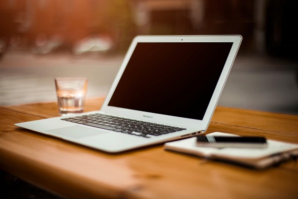 Un clavier d'ordinateur